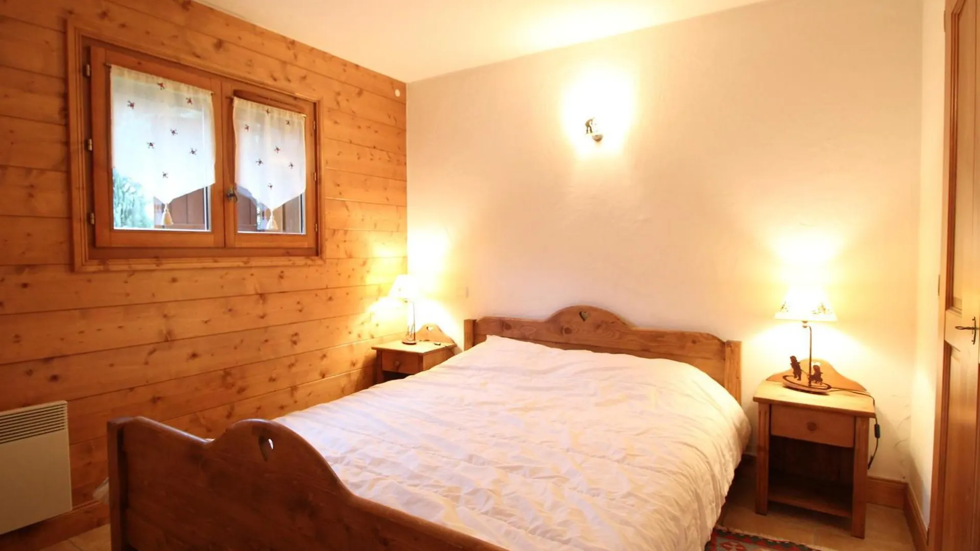 3 Pieces Cabine Avec Parking, Pres Des Pistes Et Commerces - Fr-1-572-55 Les Carroz d'Araches France